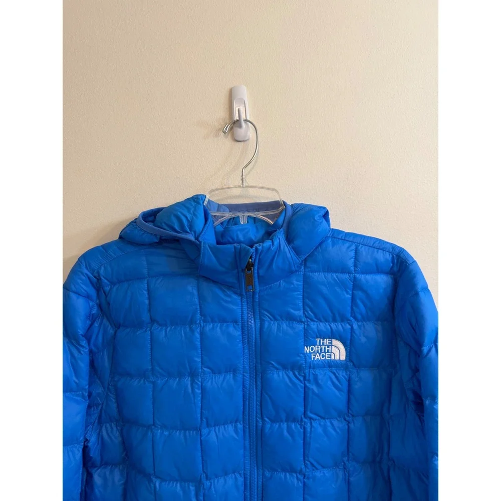 The North Face Boys XXL Thermoball Eco Hooded Jacket Blue Quilted Puffer Coat